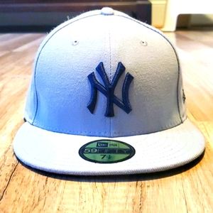 New York Yankees Fitted Cap